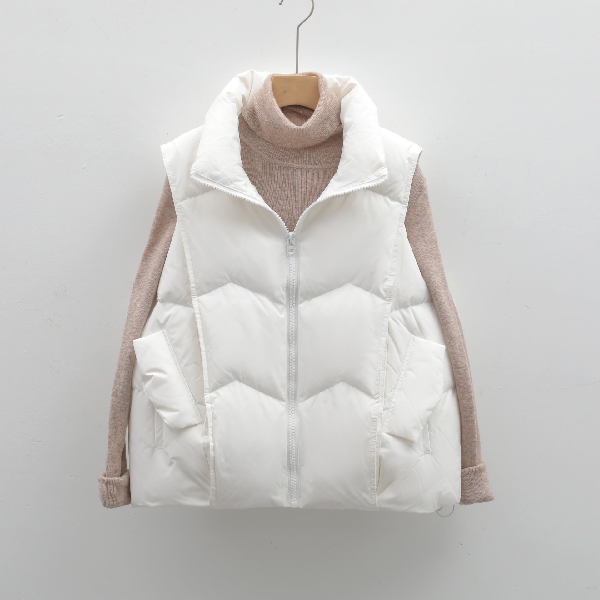 Women's Simple Short Down Vest Lightweight Layering Piece