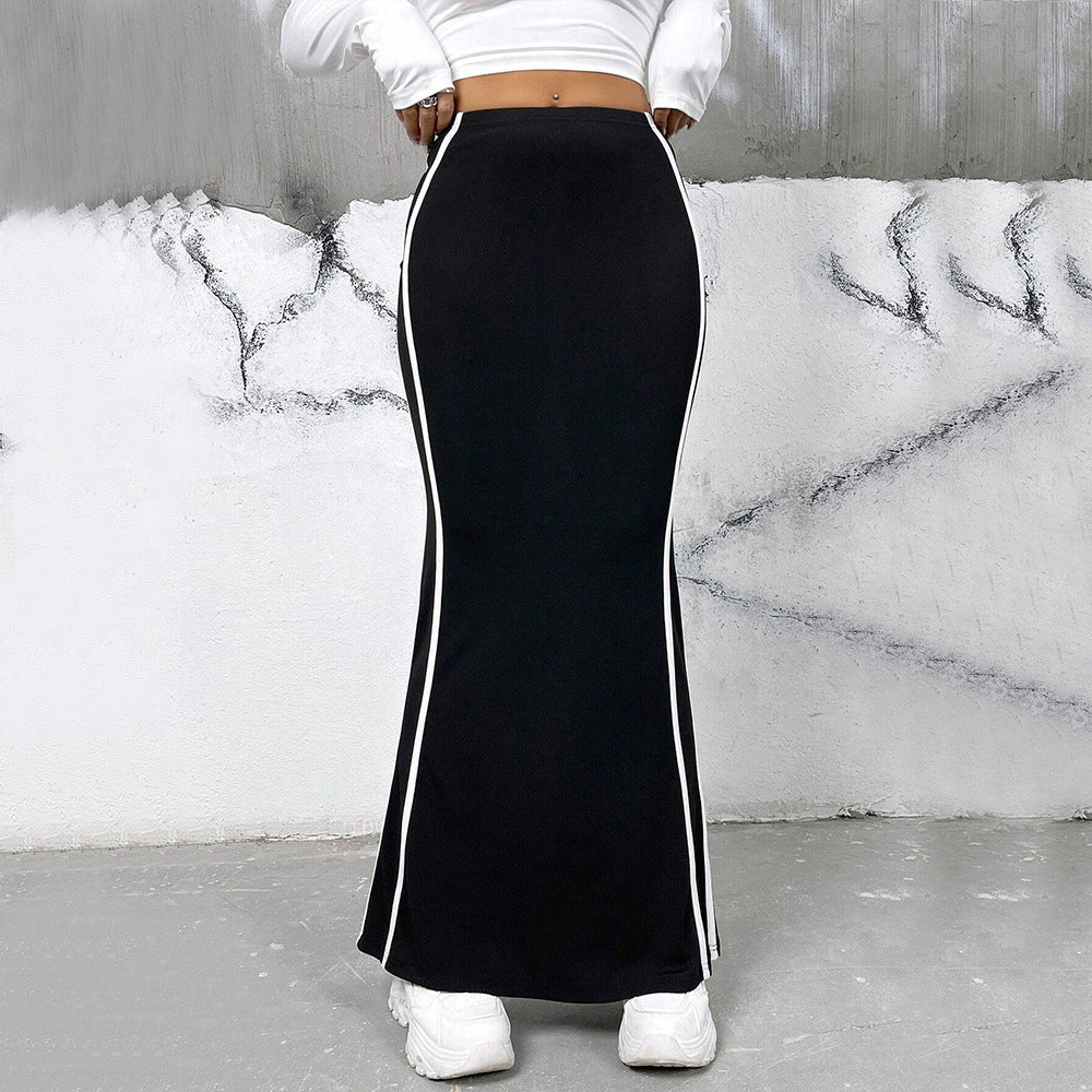 Elegant Color Block Pencil Skirt With Contrasting Panel Design