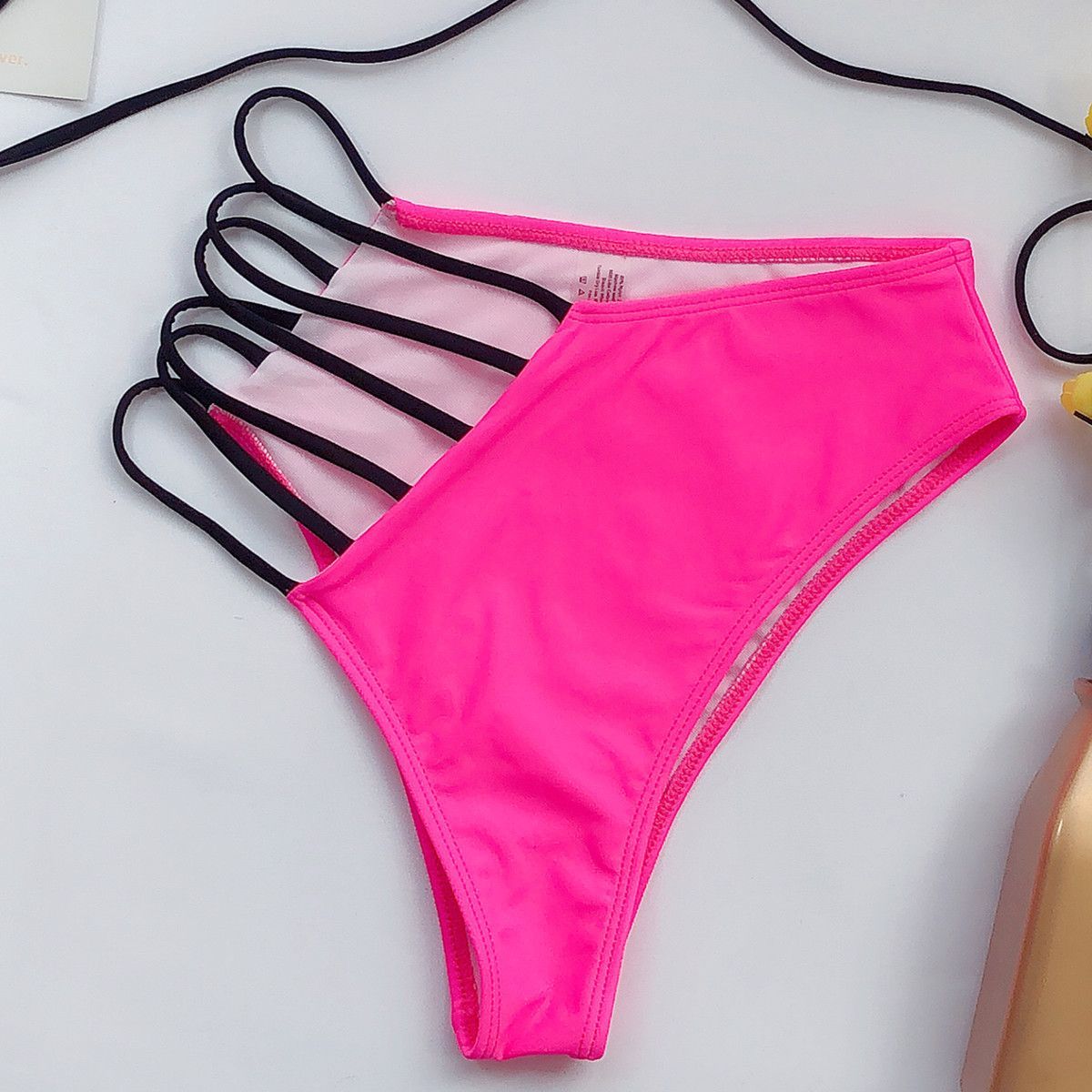 Dames tweedelige solide kleuren bikini met strappy heupen