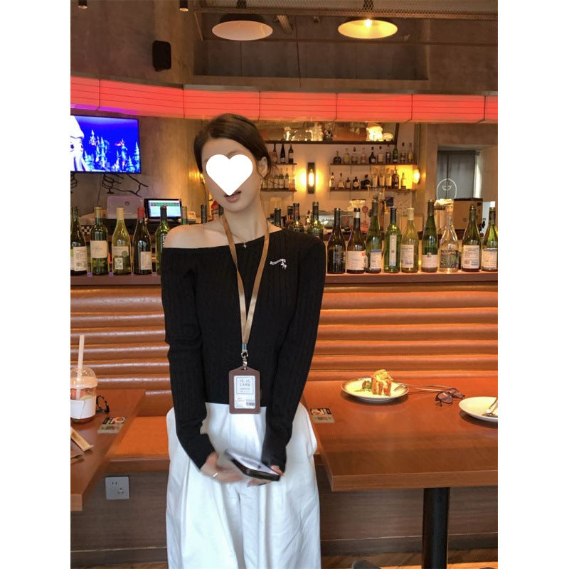 New Korean-style Sweet-and-cool Sister Embroidered Off-shoulder Long-sleeve Knit Top