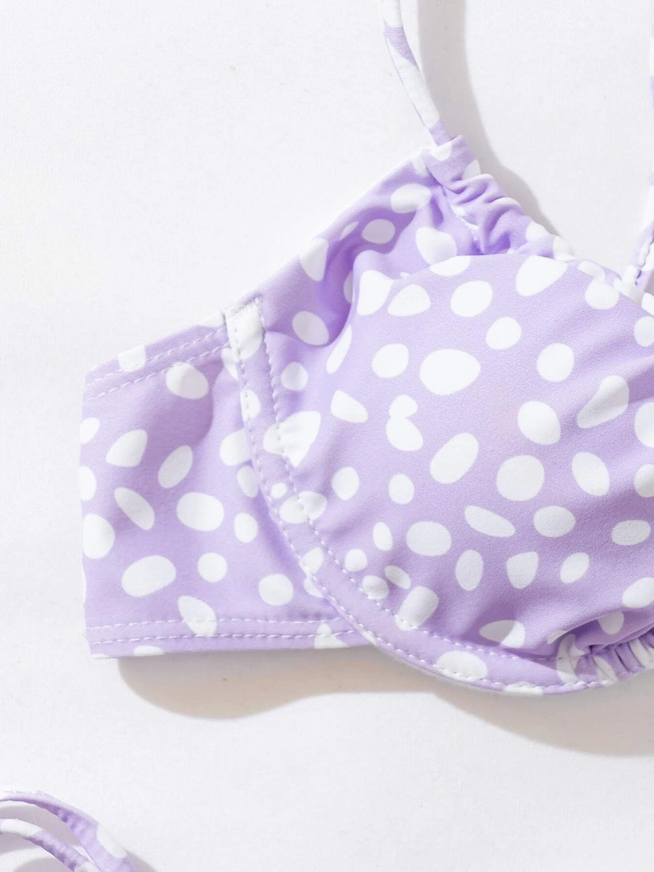 Costume de bikini fendu pour femmes chics pour un été élégant
