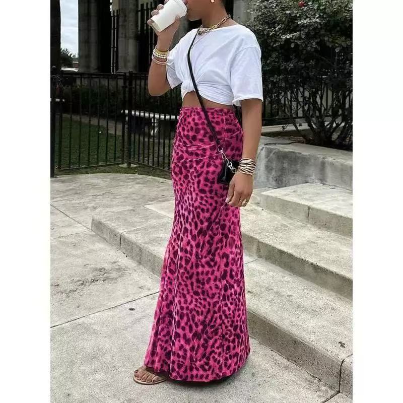 Gonna ad alta vita con stampa leopardata per eleganti look audaci
