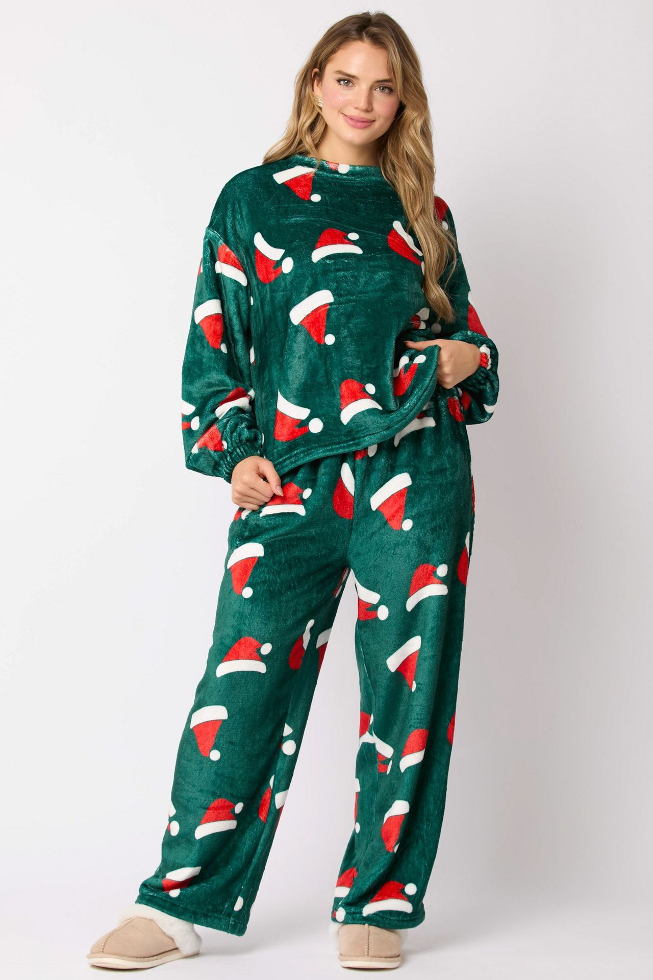 Women's Velvety Santa Hat Patterned Two Piece Pajama Set