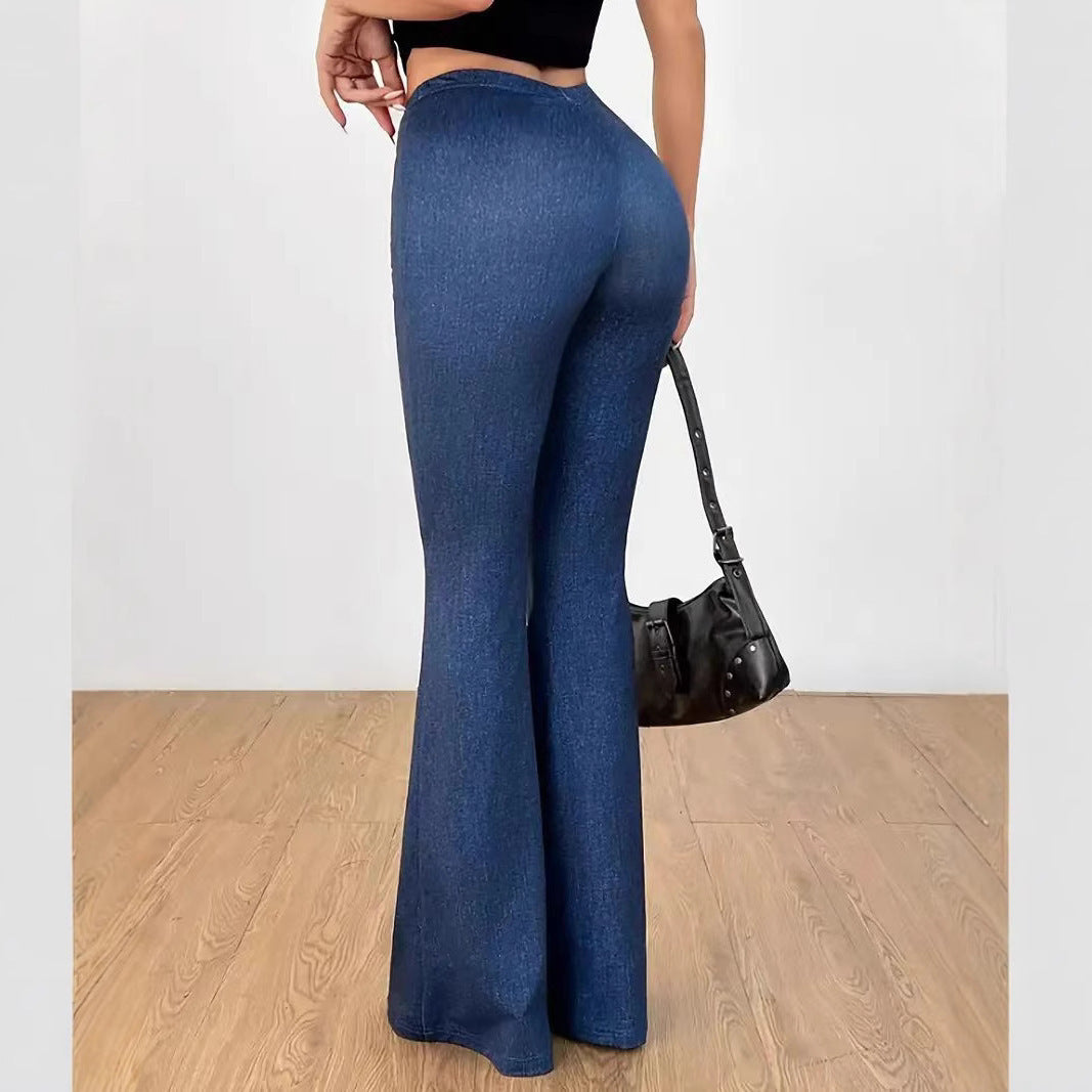 Pantalon en jean à fond imprimé avec une taille haute