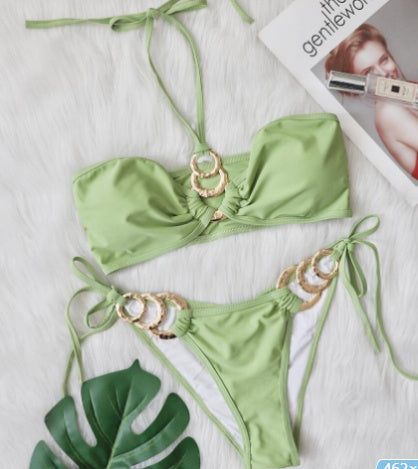 Biquíni de moda de inspiração européia para os dias de praia de verão femininos