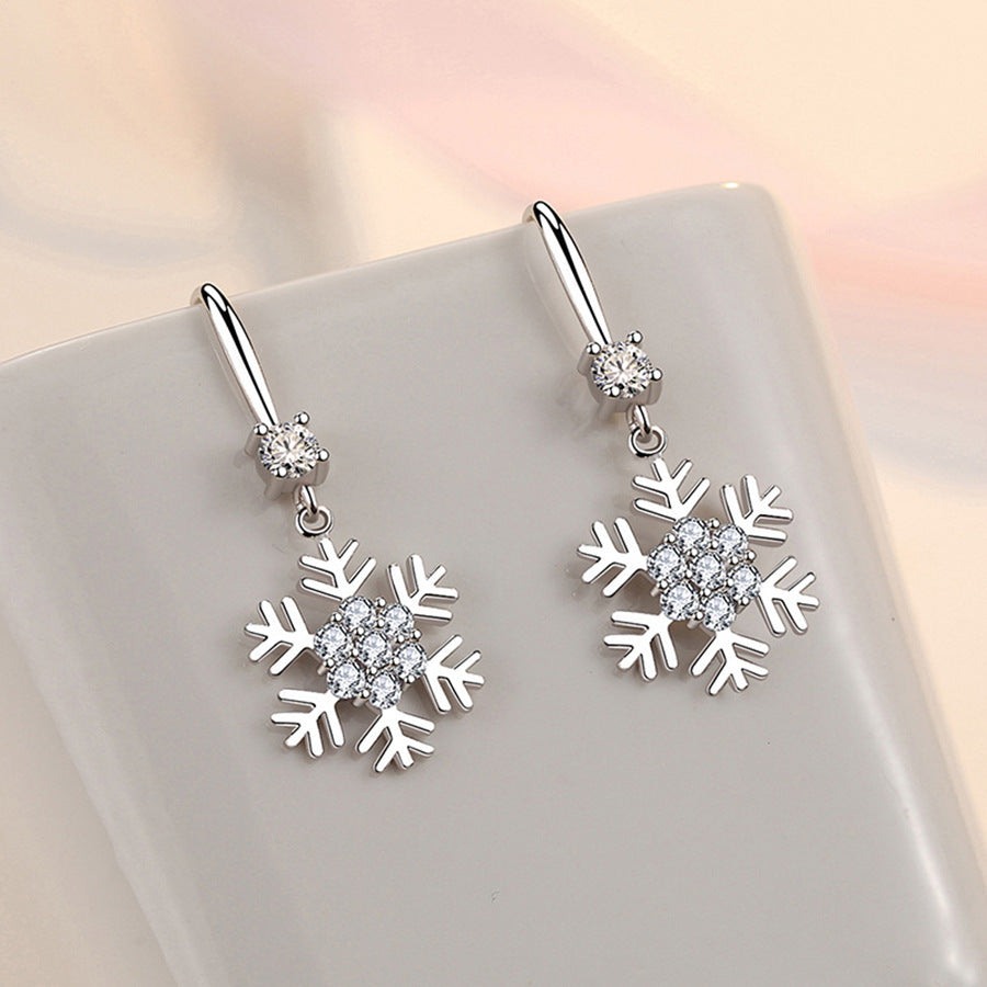 Christmas Winter White Gold-Tone Diamante Rhinestone Snowflake Dangle Earrings