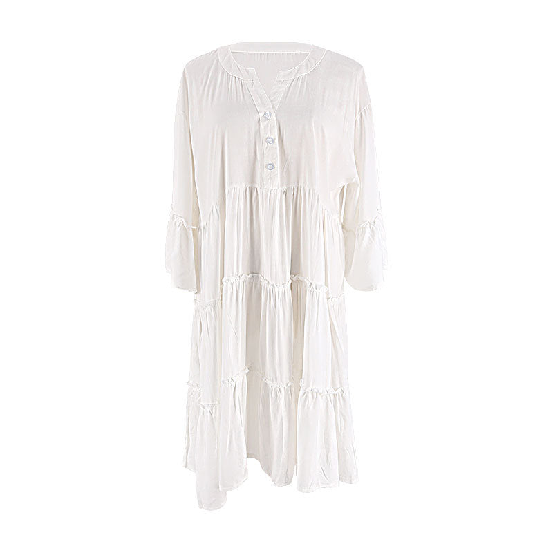 Drie-delige set aan zee op zee met bikini, rok, blouse