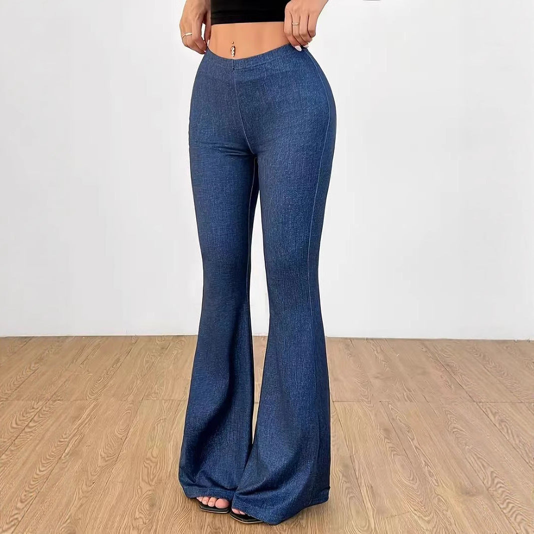 Pantalon en jean à fond imprimé avec une taille haute