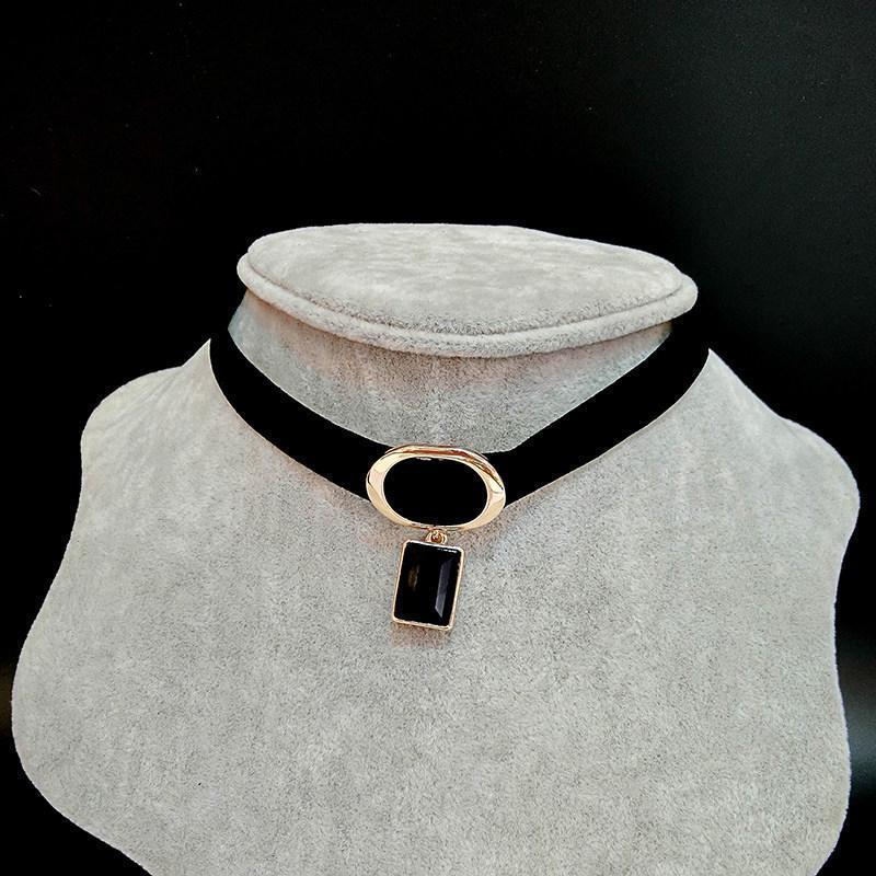 Elegant Black & Gold Choker Necklace - Theone Apparel