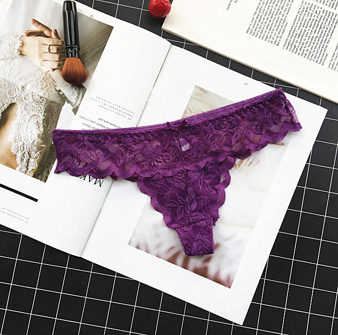 Thong renda padat dengan desain transparan