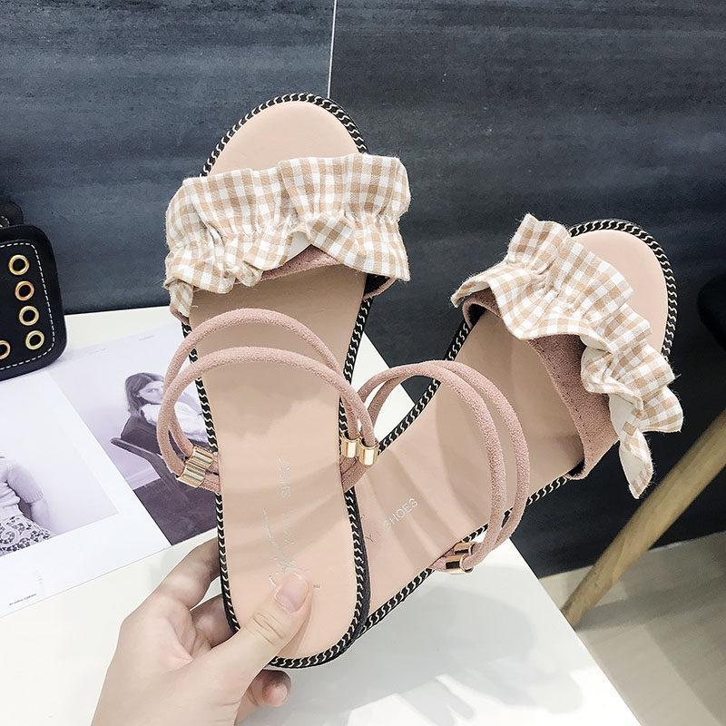 Flache Schuhe mit Gingham-Print und Rüschenriemen