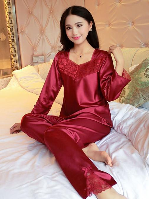 Blumen-Spitze-Satin-Pyjama-Set