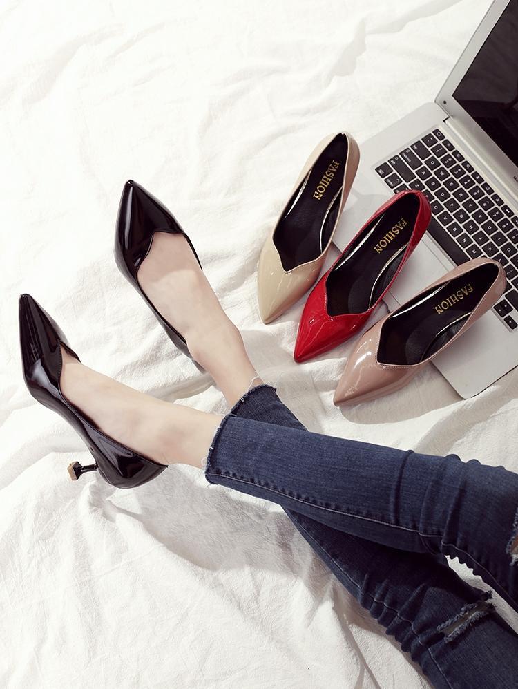 Square Statement Heel Kitten Pumps